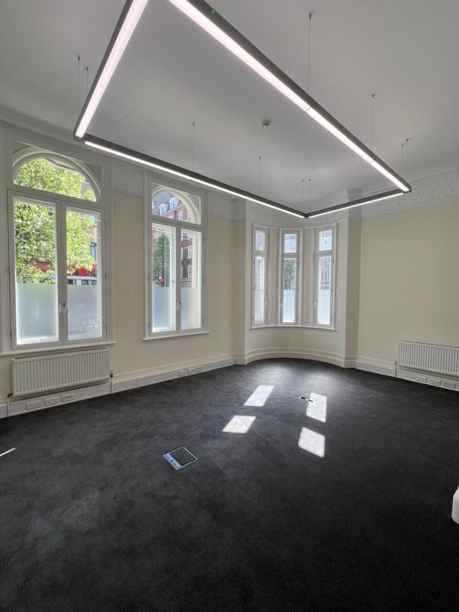 Office in London - photo 2