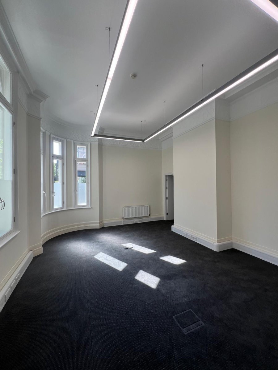 Office in London - photo 3