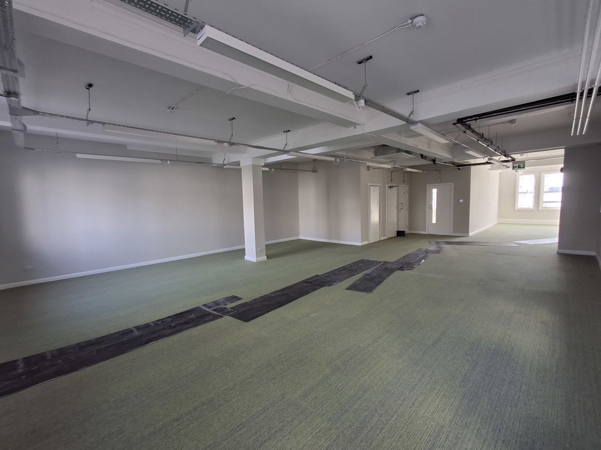 Office in Brighton - photo 3