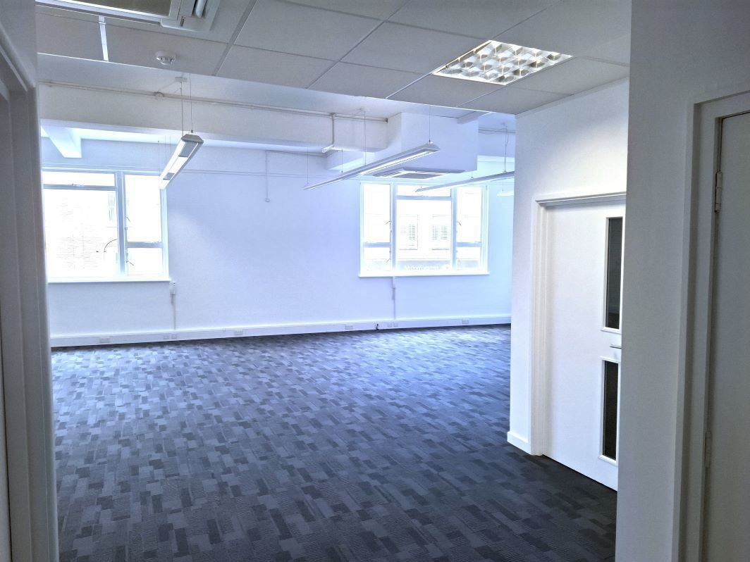 Office in Guildford - photo 3