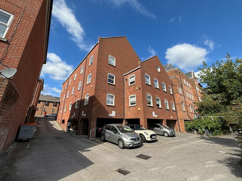 Office in Winchester - photo 2