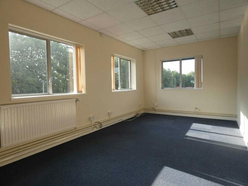 Office in Telford - photo 3