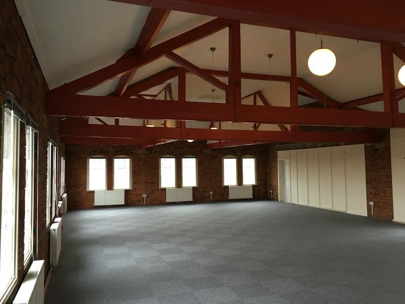 Office in Wolverhampton - photo 2