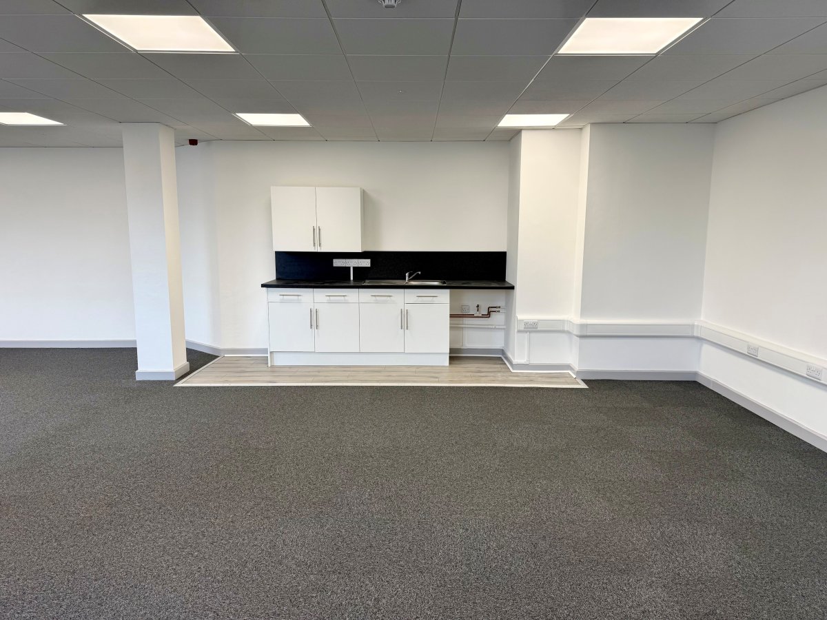 Office in Worthing - photo 2