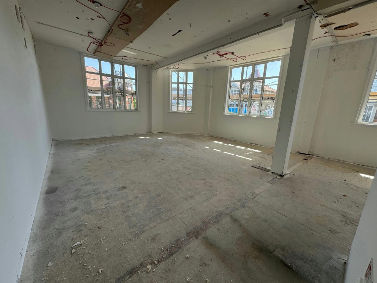 Office in Bognor Regis - photo 3