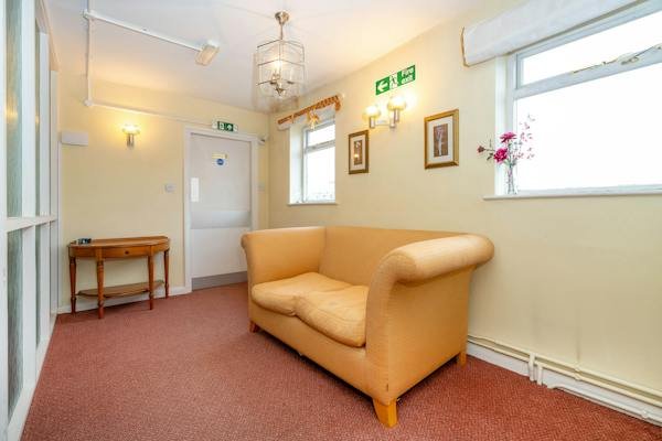 Office in Grantham - photo 4