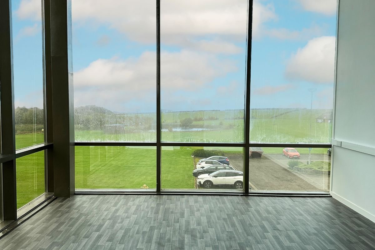 Office in Ayr - photo 2