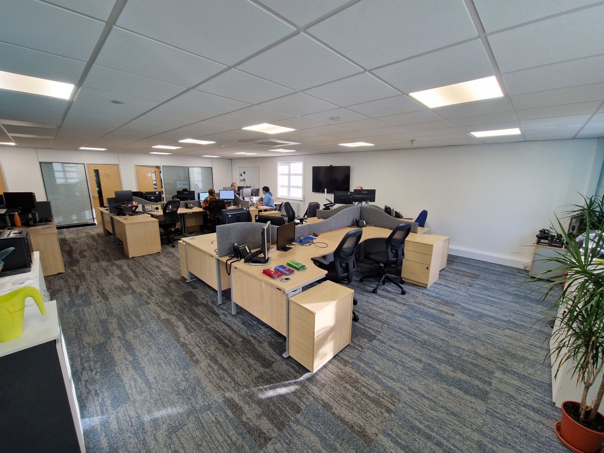 Office in Castle Donington - photo 3