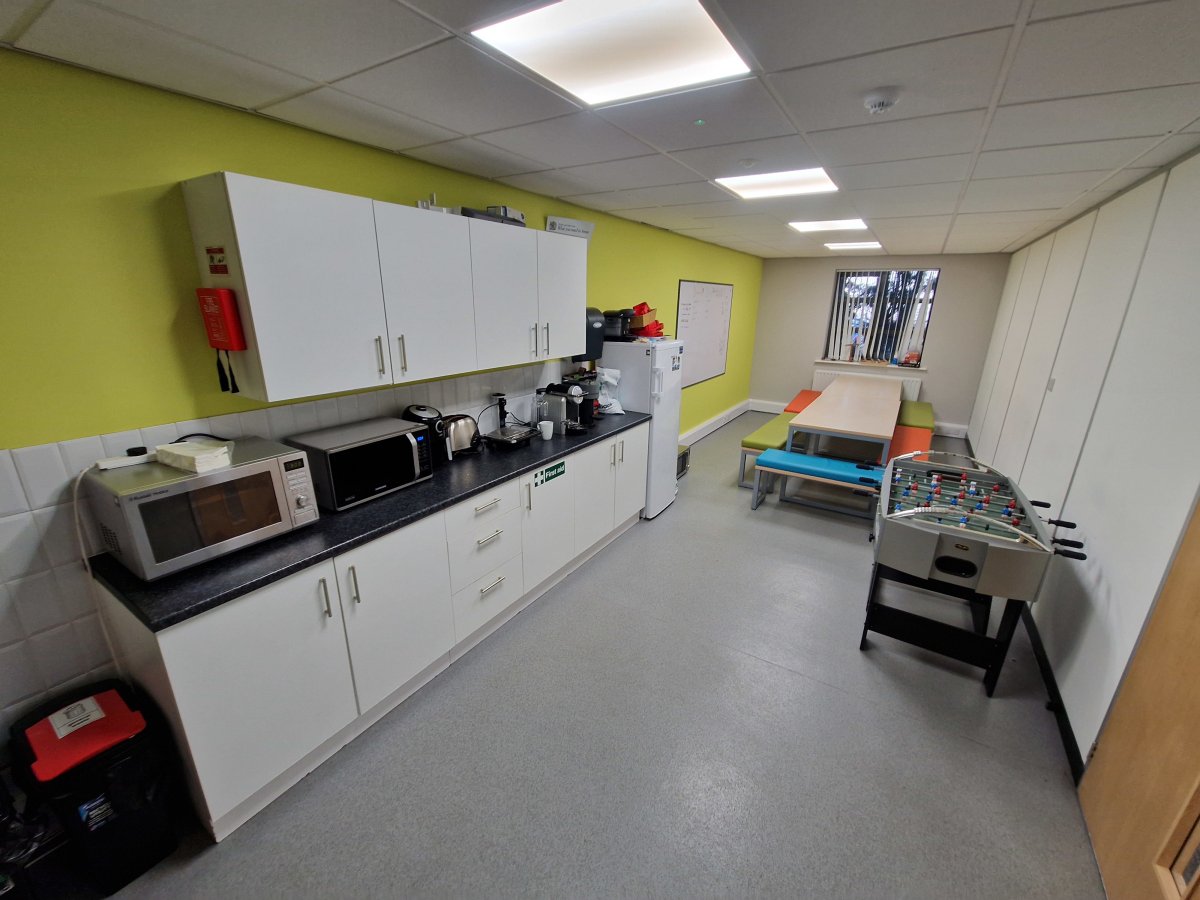 Office in Castle Donington - photo 4