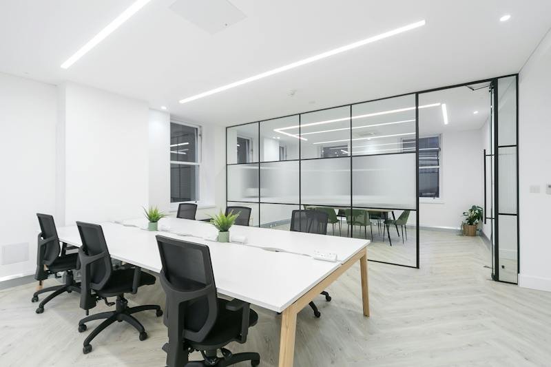 Office in London - photo 3