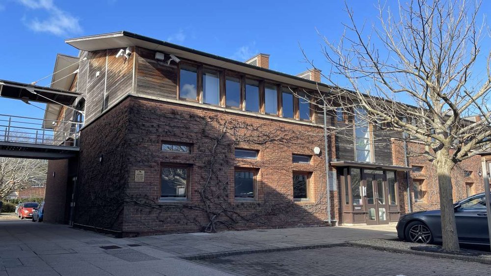 Commercial Units to let Didcot Boxpod