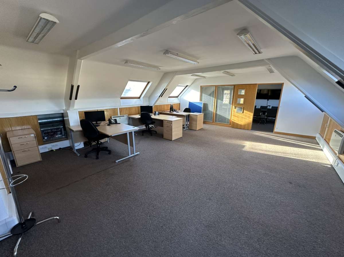 Commercial Units to let Yeovil Boxpod