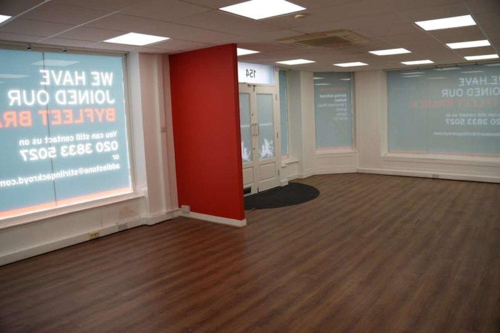 Industrial Unit in Addlestone - photo 4