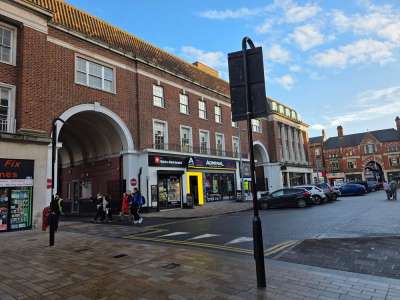 Other in Hull - photo 3