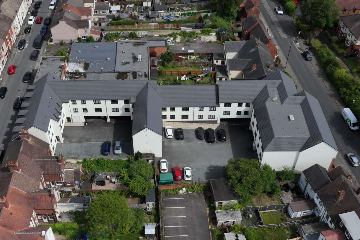 Other in Nuneaton - photo 4