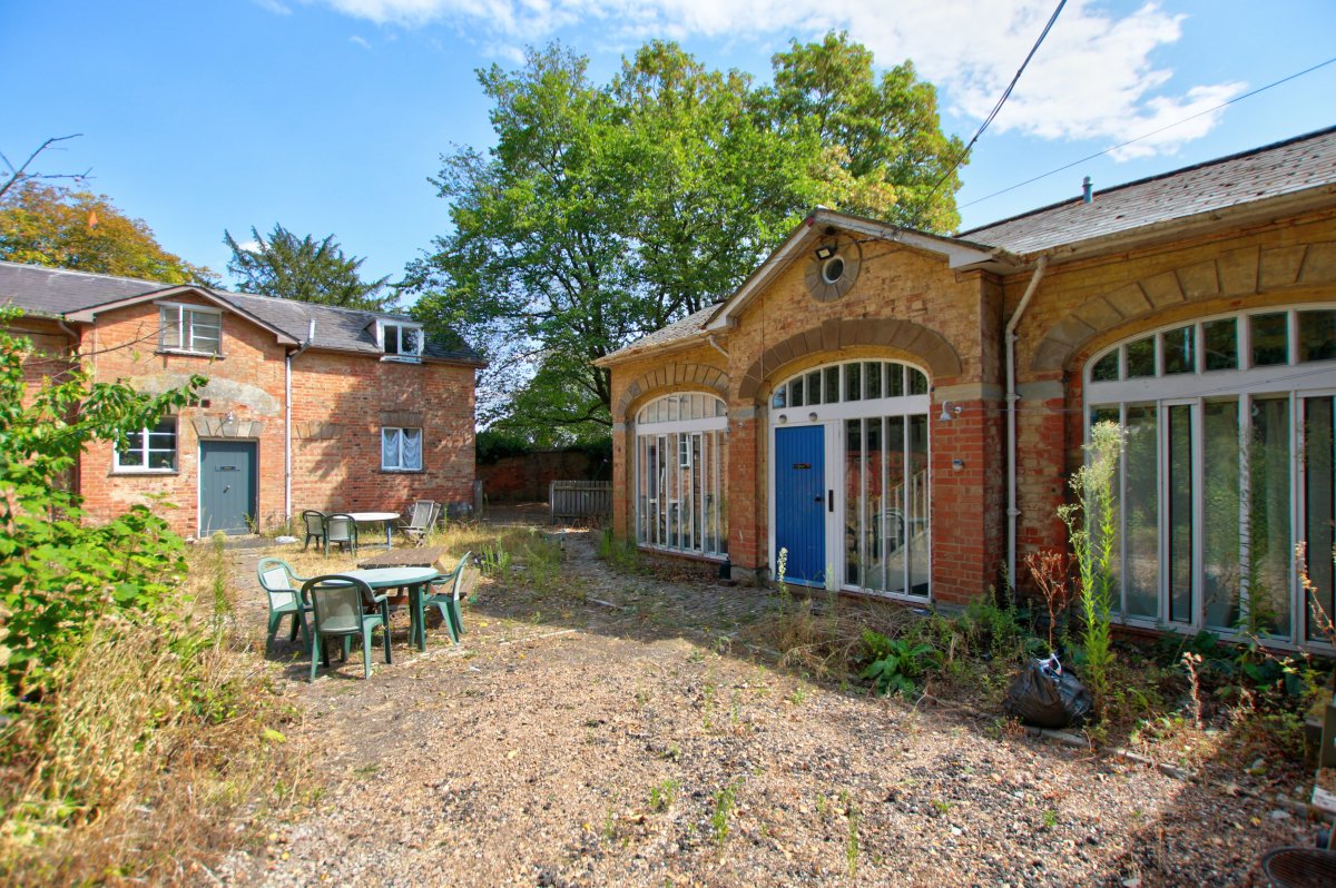 Other in Alveston - photo 2