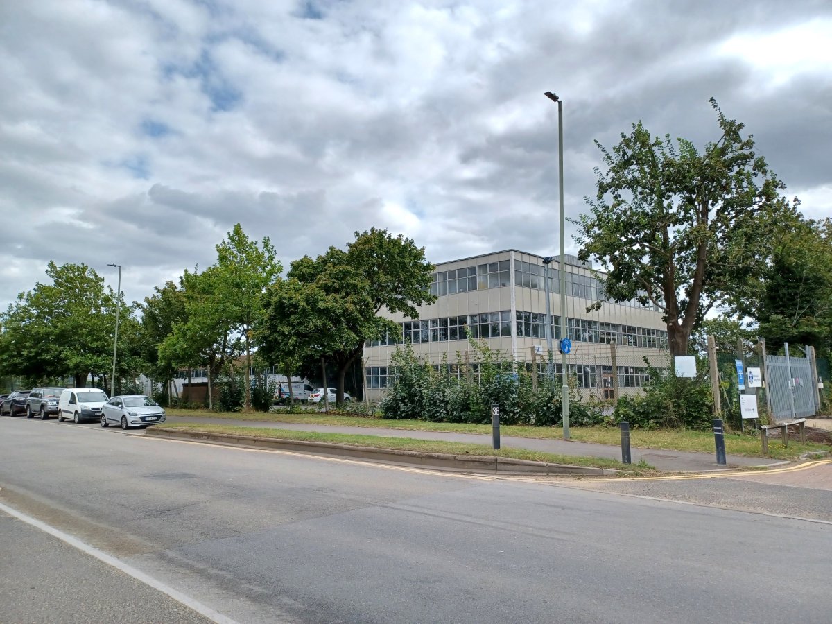 Other in Guildford - photo 4