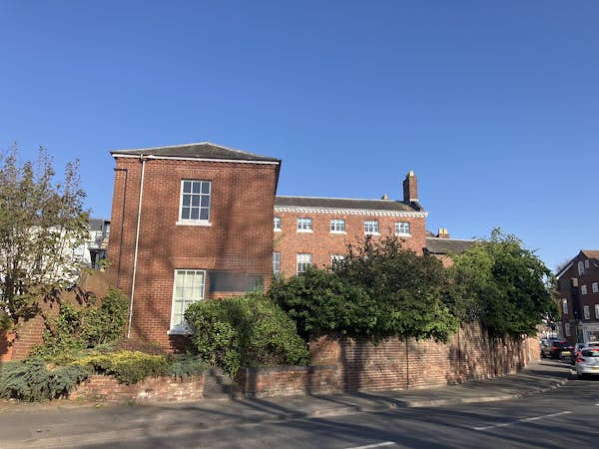 Residential development opportunity with planning consent for conversion to 9 apartments in Worcester - photo 2