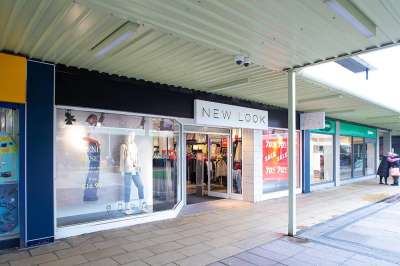 Retail/Shop in Chelmsley Wood - photo 2