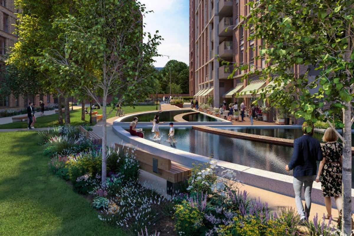 Retail/Shop in London - photo 4