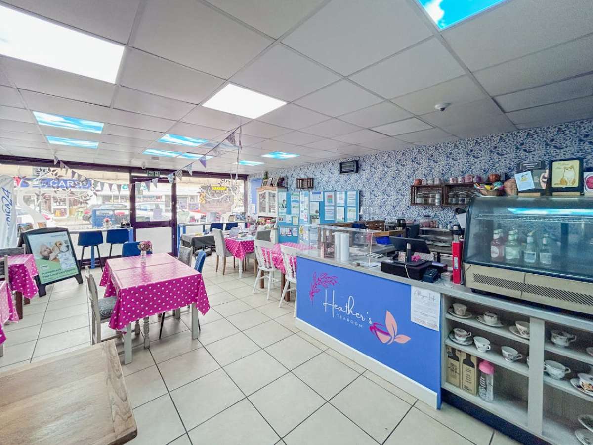 Retail/Shop in Poole - photo 2