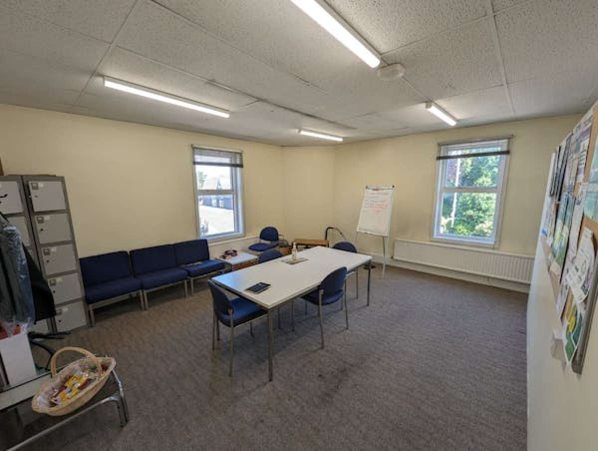 Retail/Shop in Liverpool - photo 3