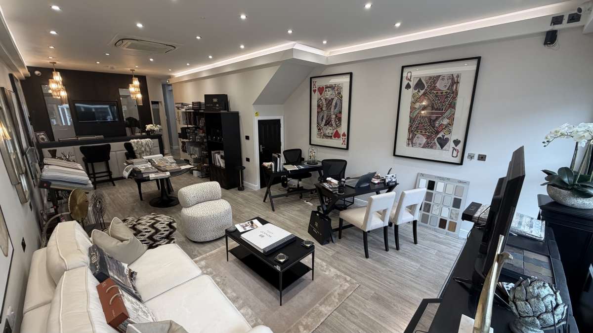 Retail/Shop in Kenilworth - photo 2