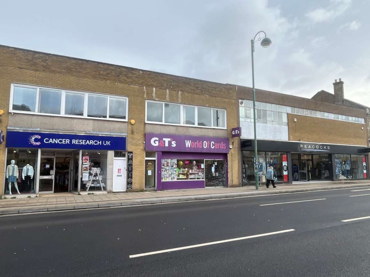 Retail/Shop in Southampton - photo 3