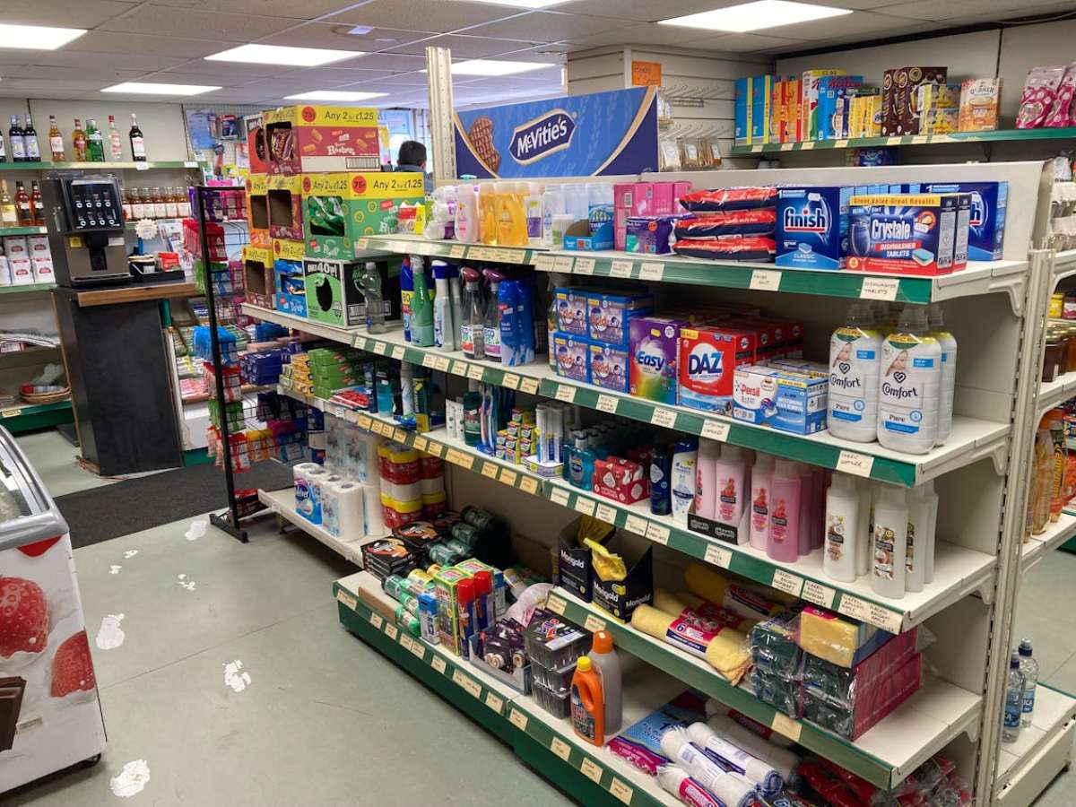 Retail/Shop in Fordingbridge - photo 2