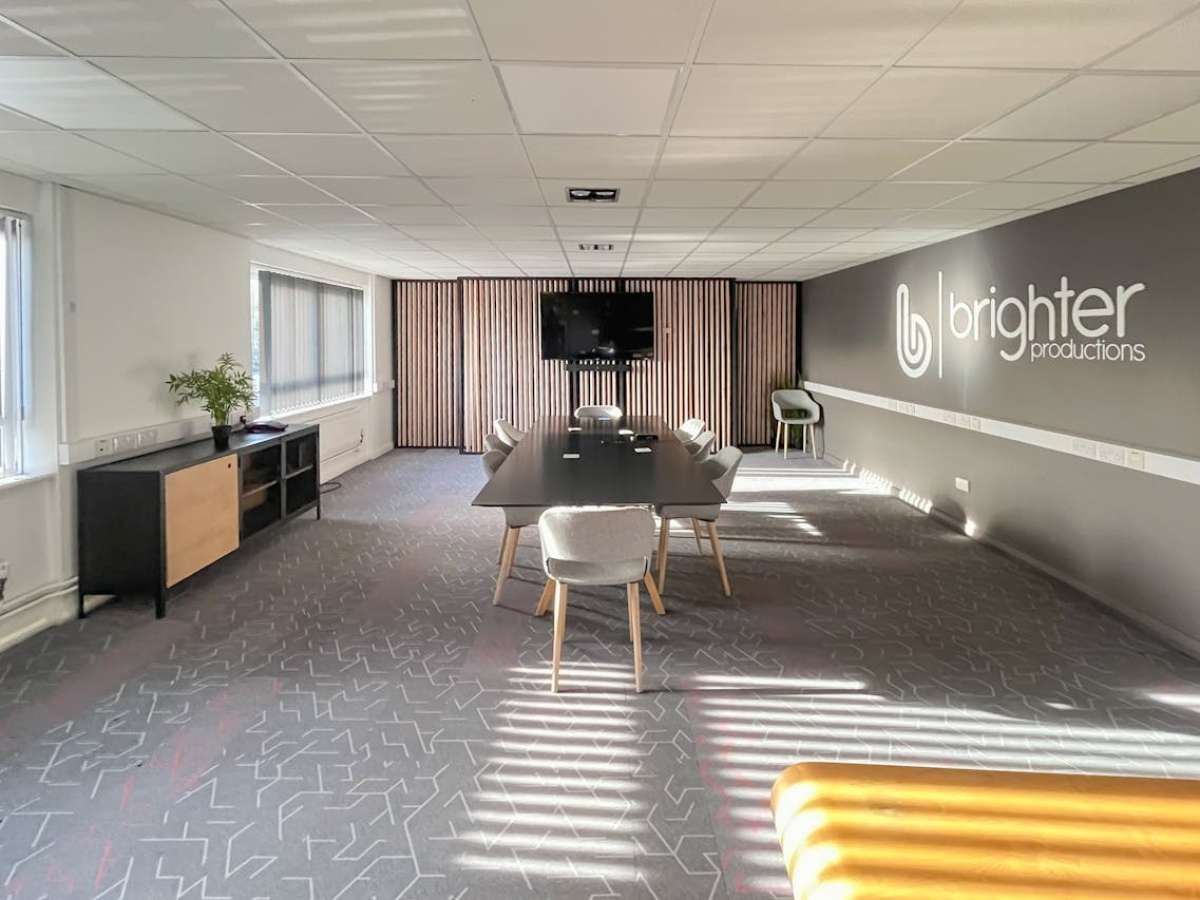 Retail/Shop in Wimborne - photo 4