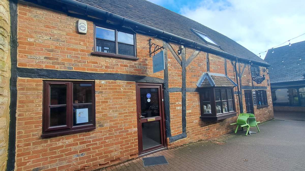 Retail in Buckingham