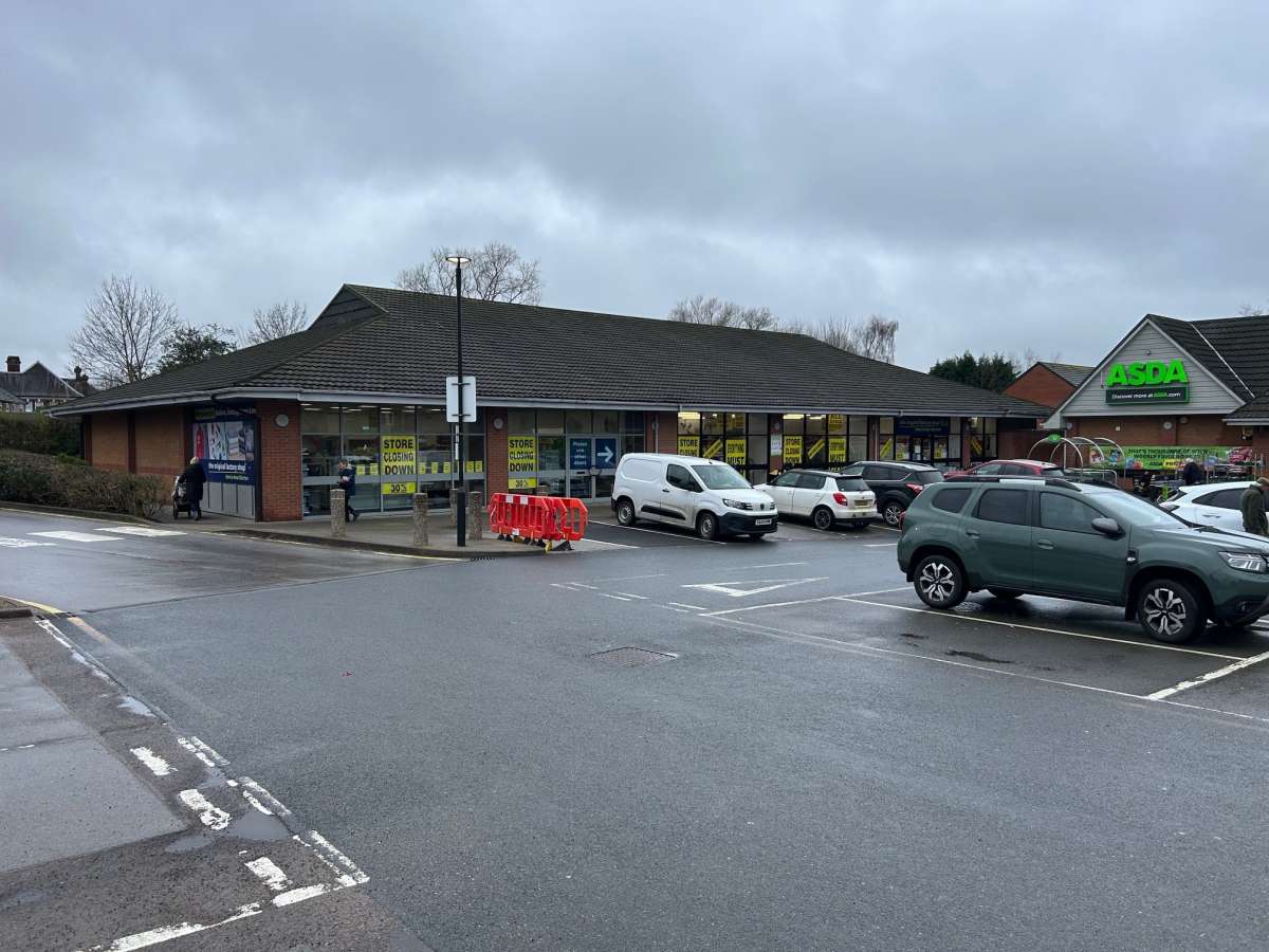 Retail/Shop in New Ollerton - photo 3