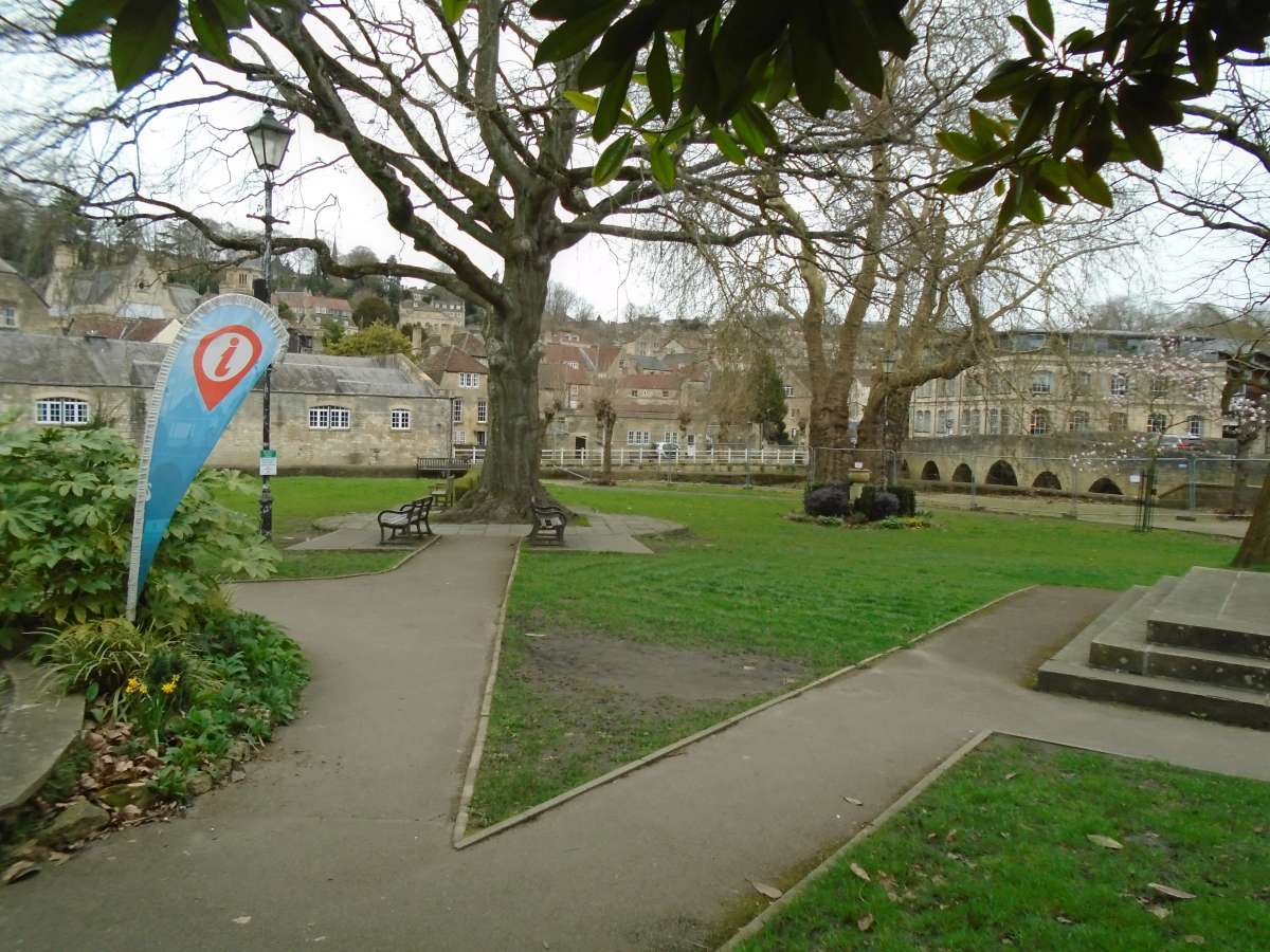 Retail/Shop in Bradford On Avon - photo 2