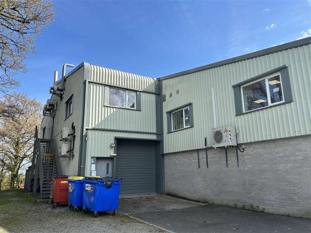 Industrial Unit in Callington - photo 4
