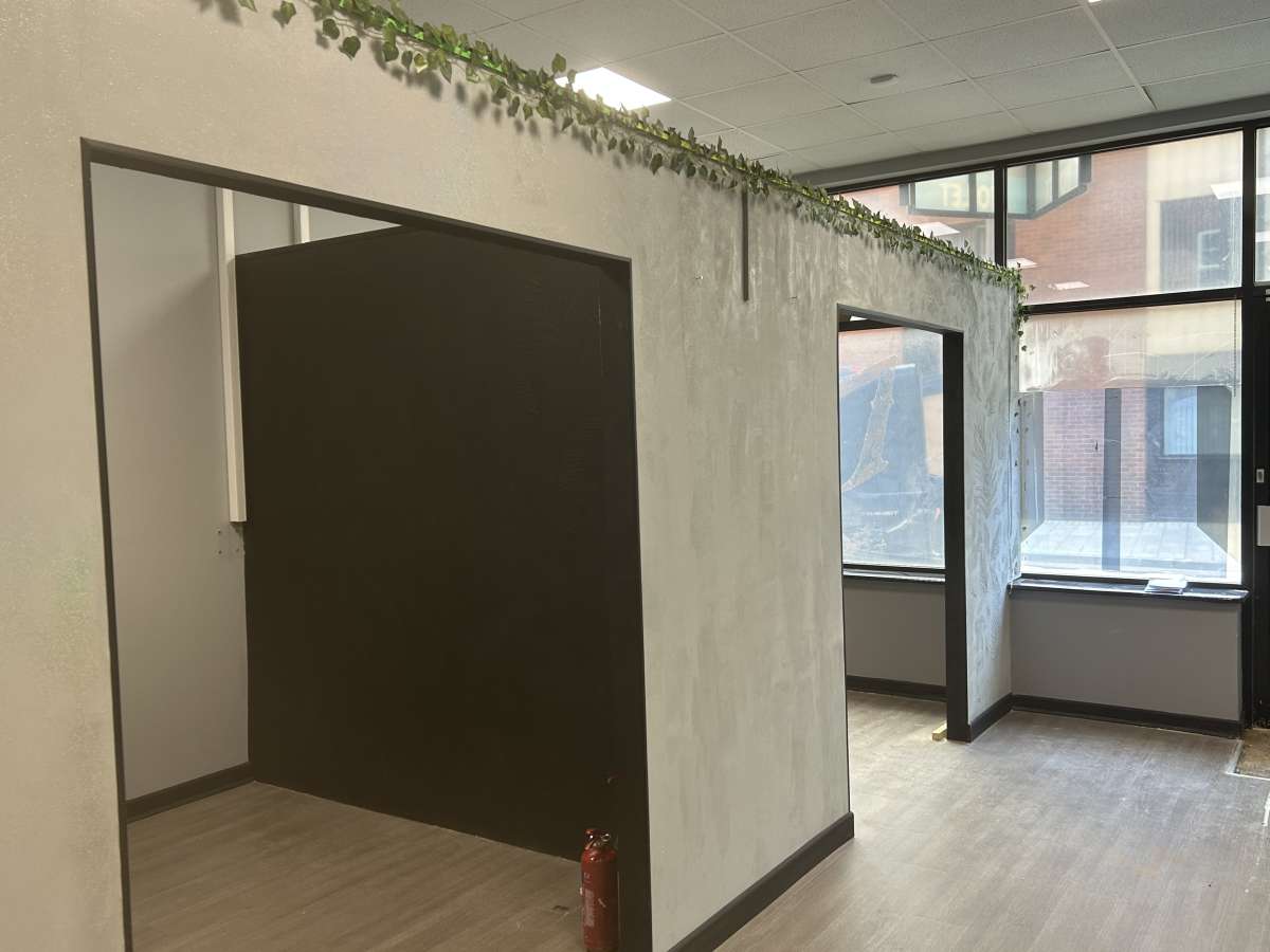 Retail/Shop in Doncaster - photo 3