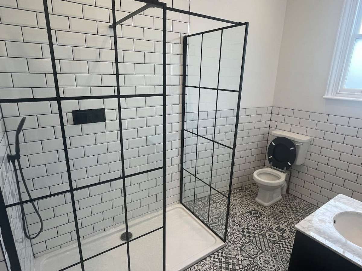 Retail/Shop in Winchester - photo 4