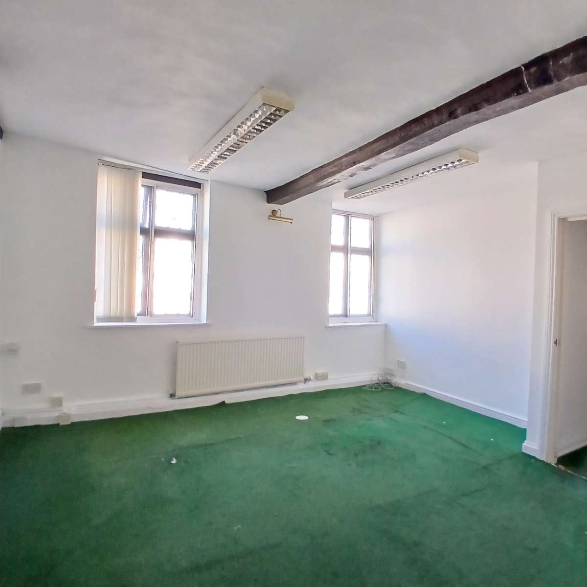 Retail/Shop in Bicester - photo 4