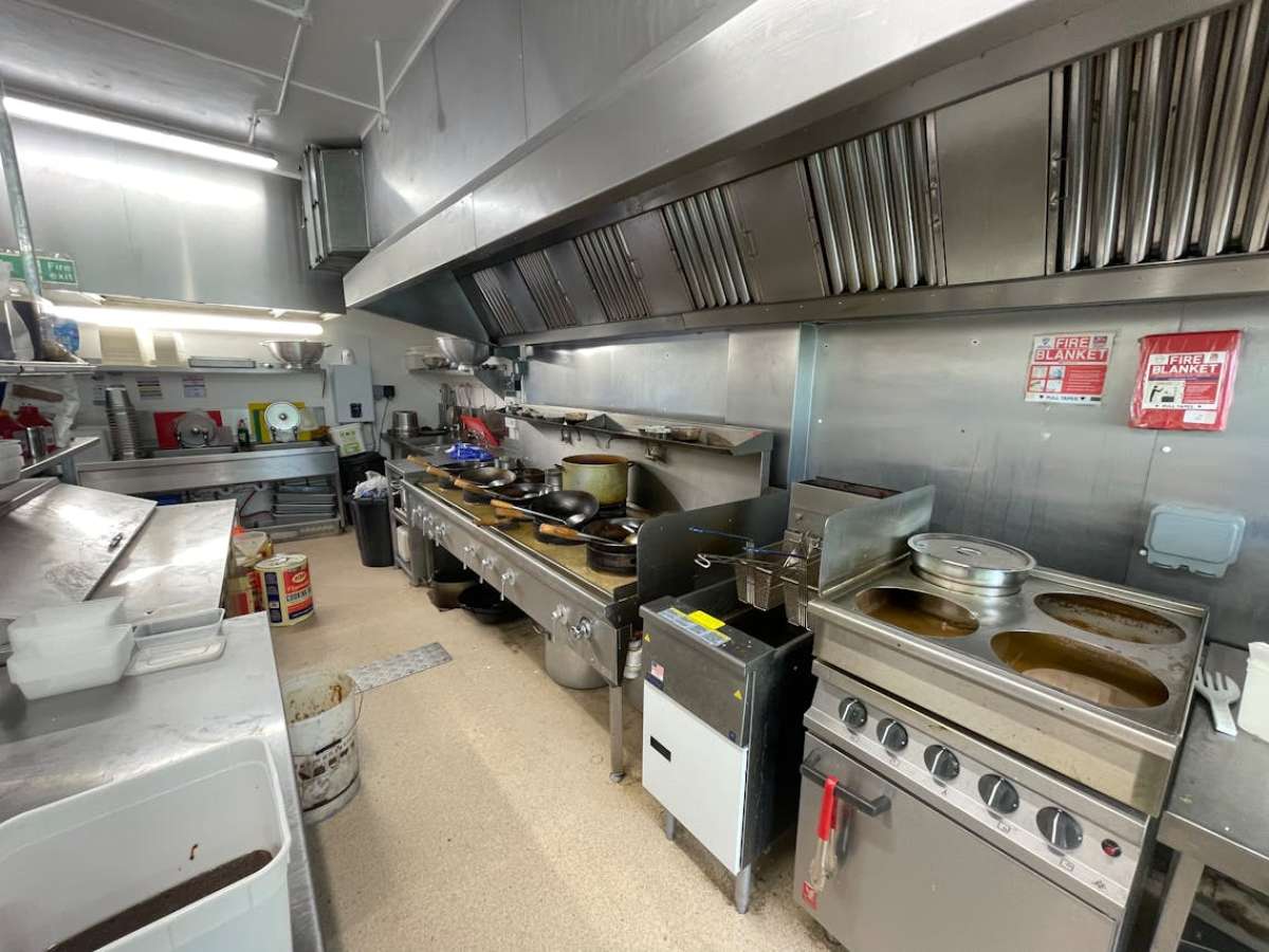 Retail/Shop in Winchester - photo 4