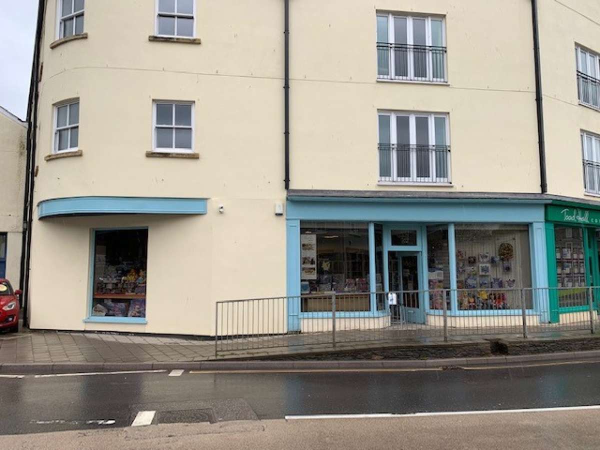 Retail/Shop To Let, Kingsbridge