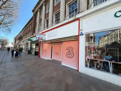 Retail/Shop To Let, Hull