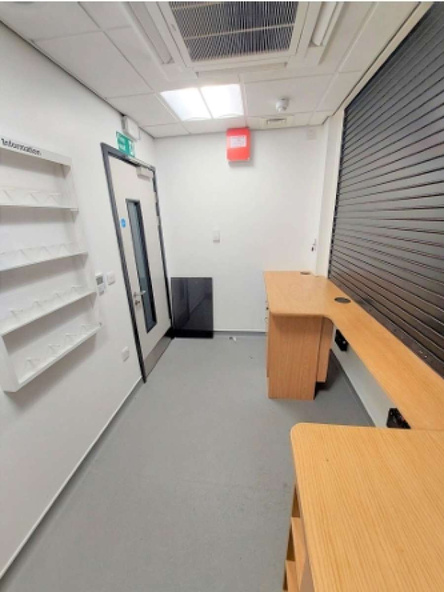 Retail/Shop in South Shields - photo 2