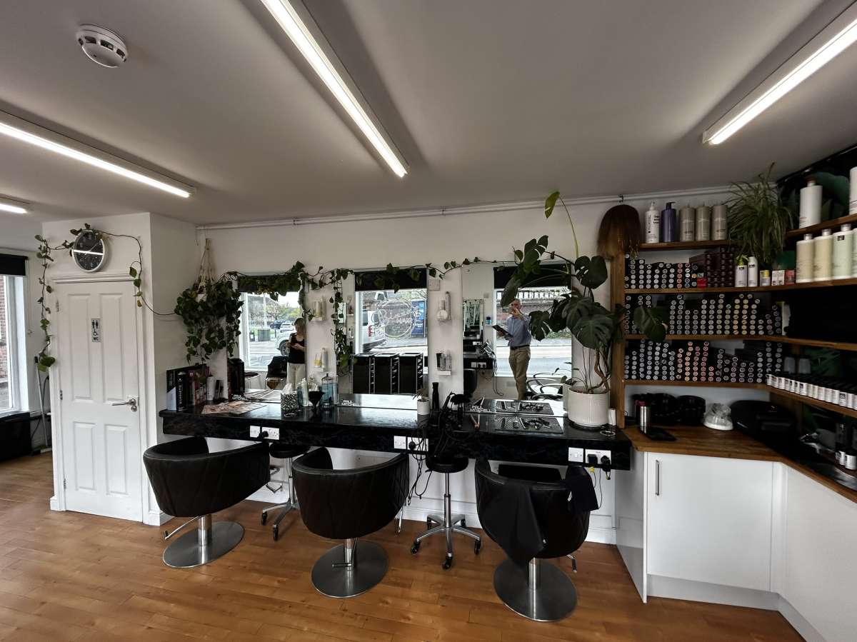 Retail/Shop in Exeter - photo 3