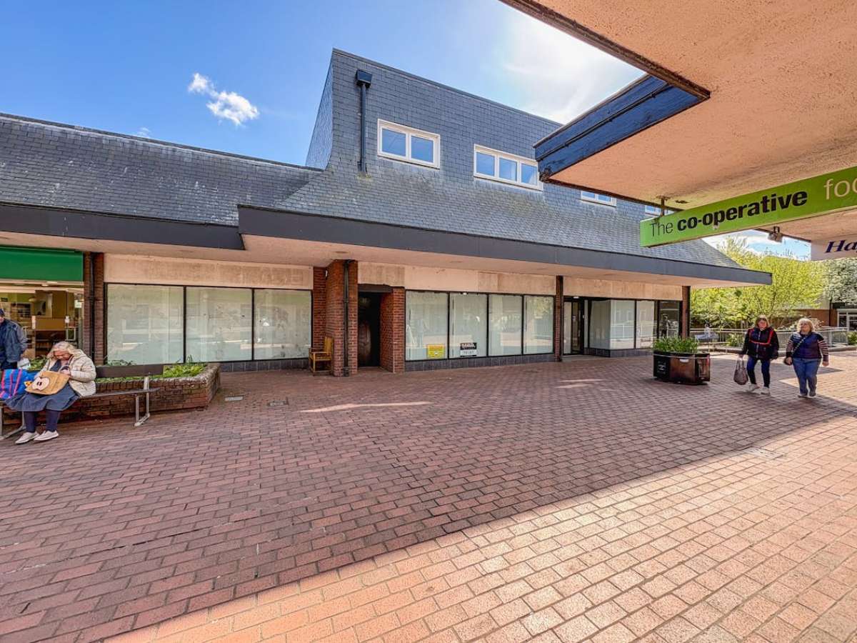 Retail/Shop To Let, Wimborne