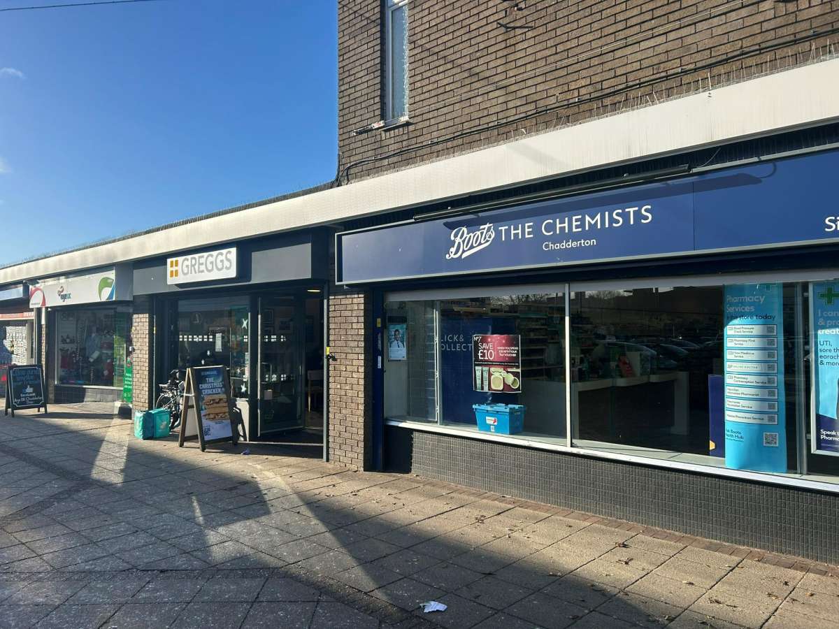 Retail/Shop To Let, Oldham