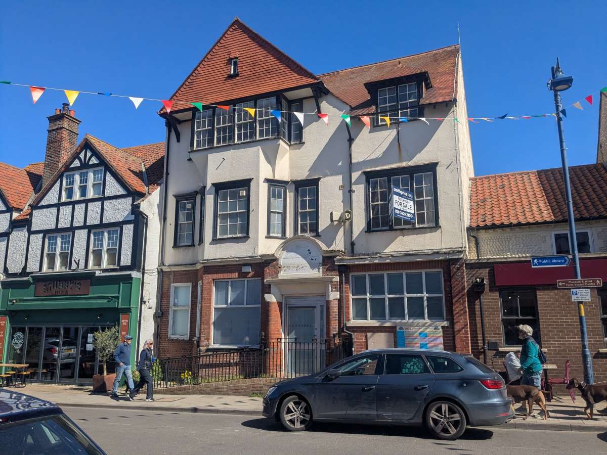 Retail/Shop For Sale, Sheringham