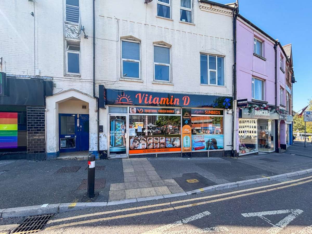 Retail/Shop To Let, Bournemouth