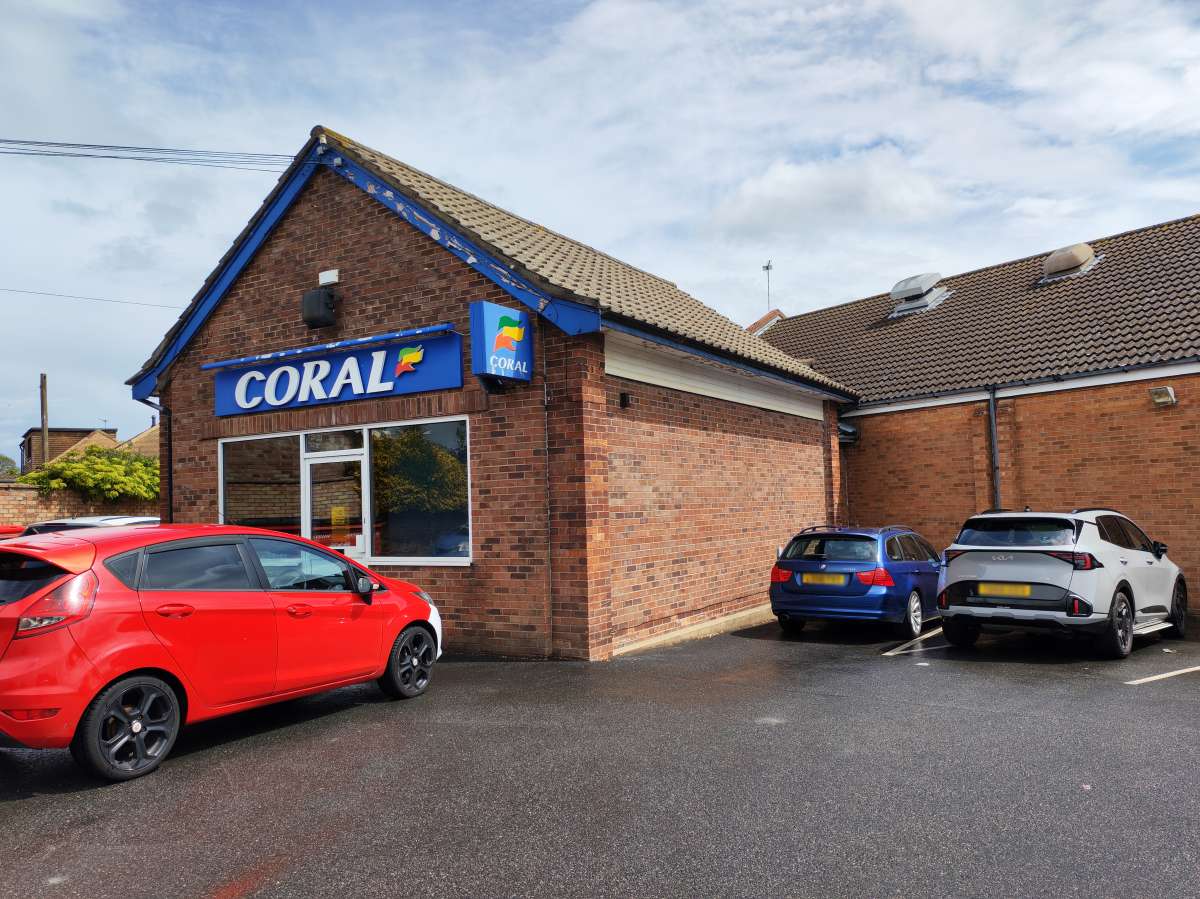Retail/Shop in Bradwell - photo 4