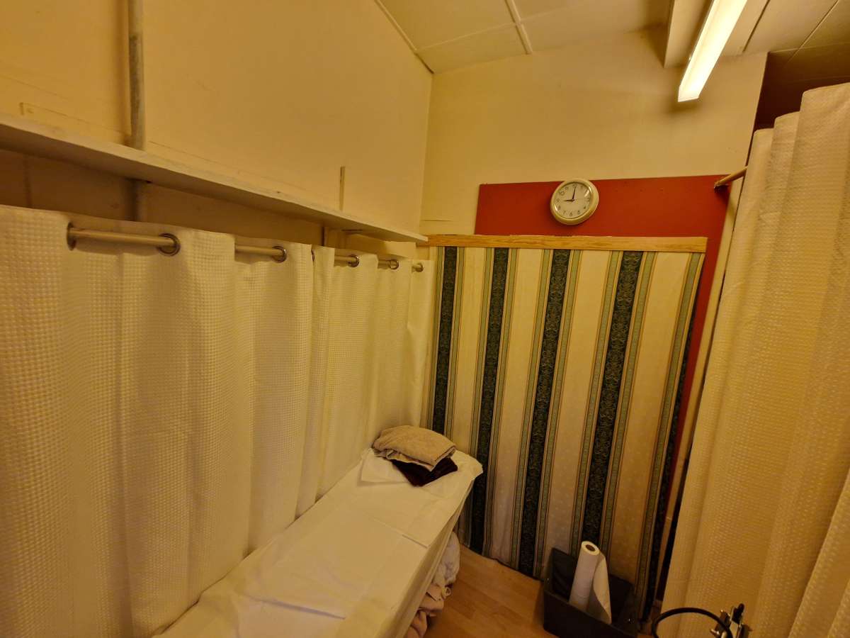 Retail/Shop in Derby - photo 3