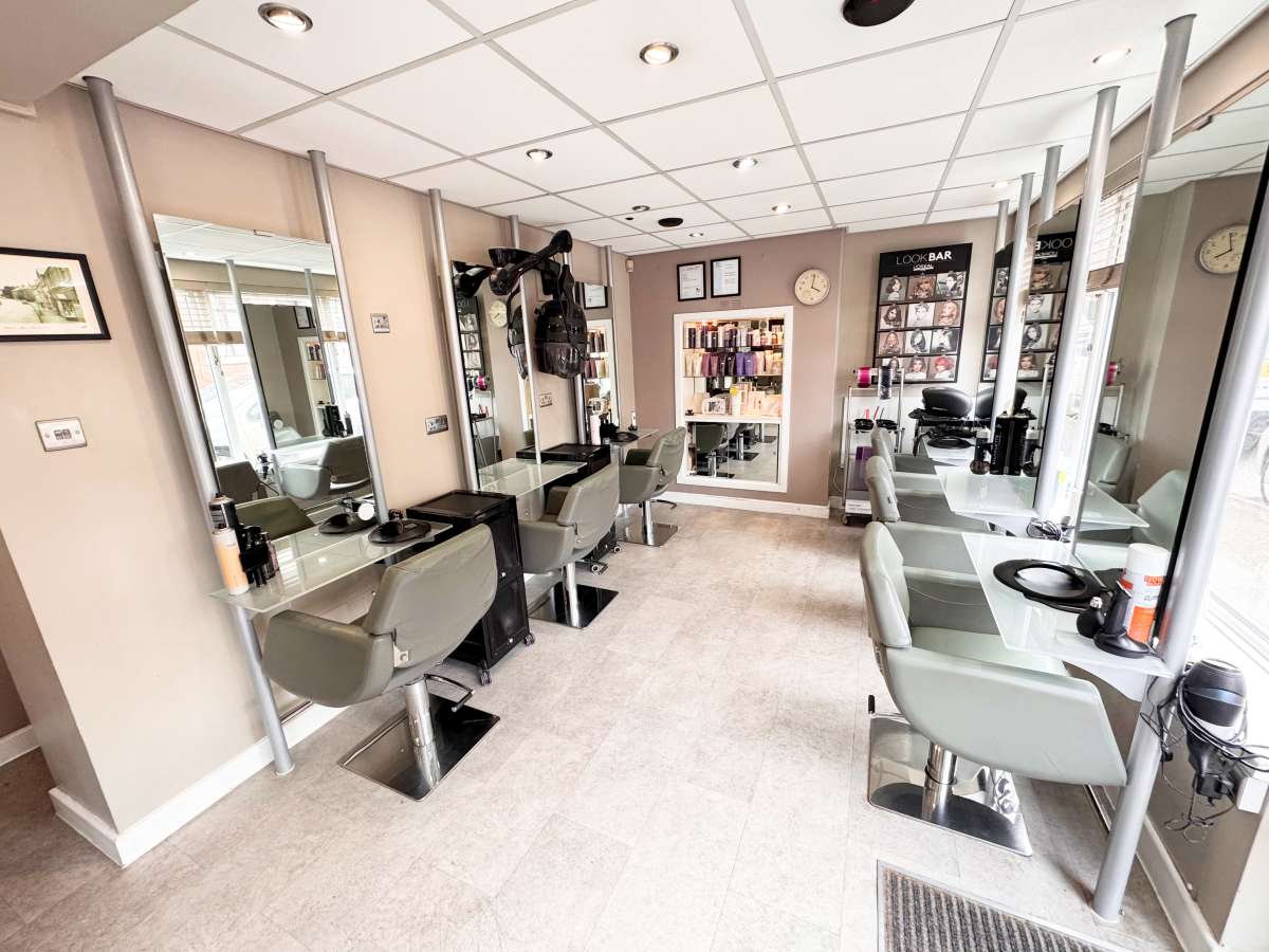 Retail/Shop in Coalville - photo 3