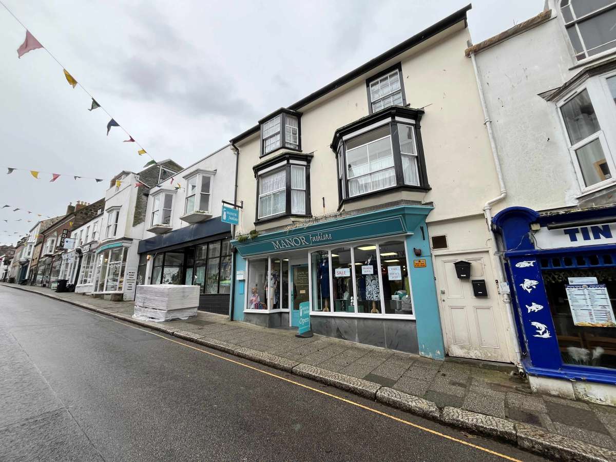 Retail/Shop To Let, Helston
